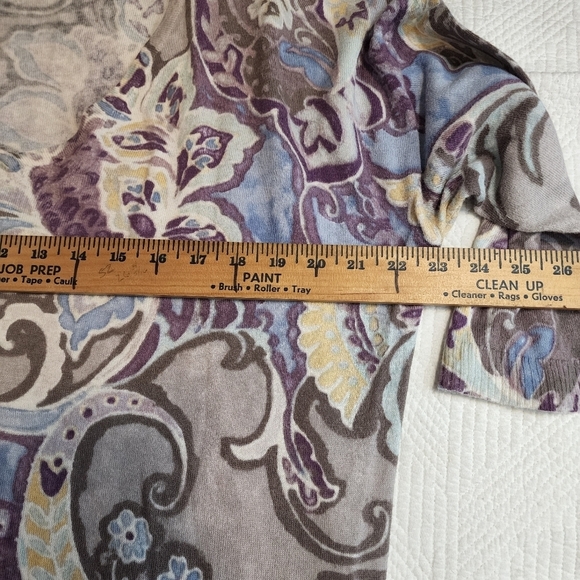 Chico's tunic sweater. - Picture 9 of 10